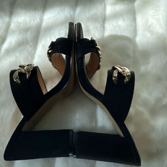Rouge gold tone chain decor faux suede black heels size 9 - Picture 6 of 14